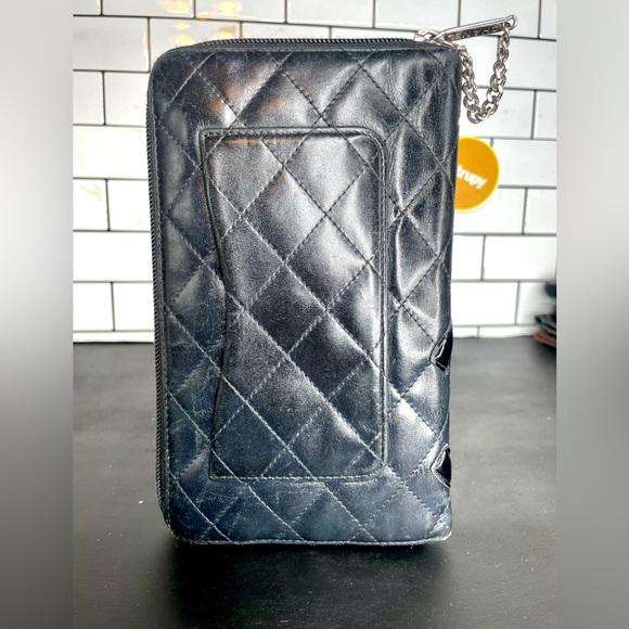 💯 Authentic Chanel Black Cambon leather zippy wallet - Picture 2 of 13